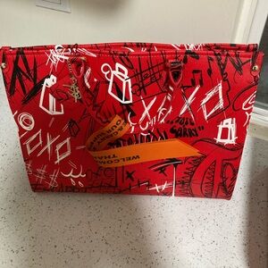 Tote&Carry Red Graffiti Large Box Bag